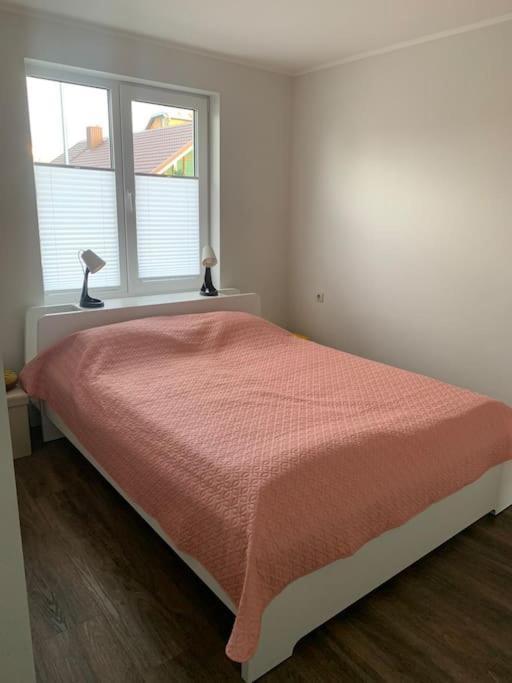 Cozy Apartment In Karmėlava Eksteriør billede